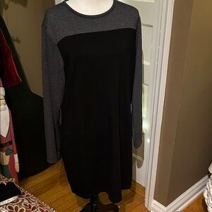 Comfy Long Sleeve Black and Gray Dress
